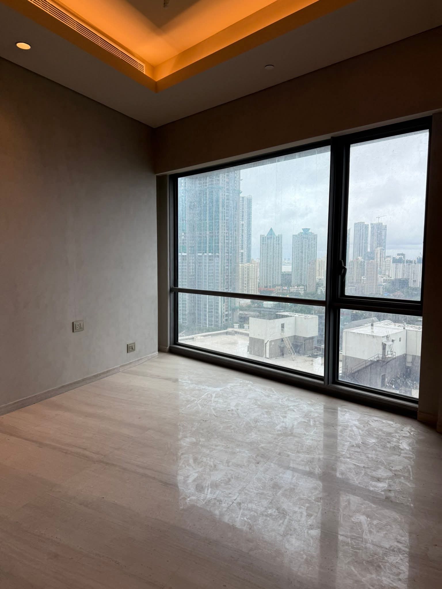 2 BHK + Pooja Room Apartment For Rent in Lodha The Park