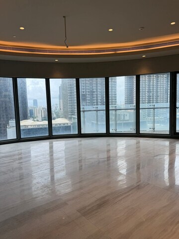 Room in 2 BHK Apartment at Lodha The Park, Worli – for Rent