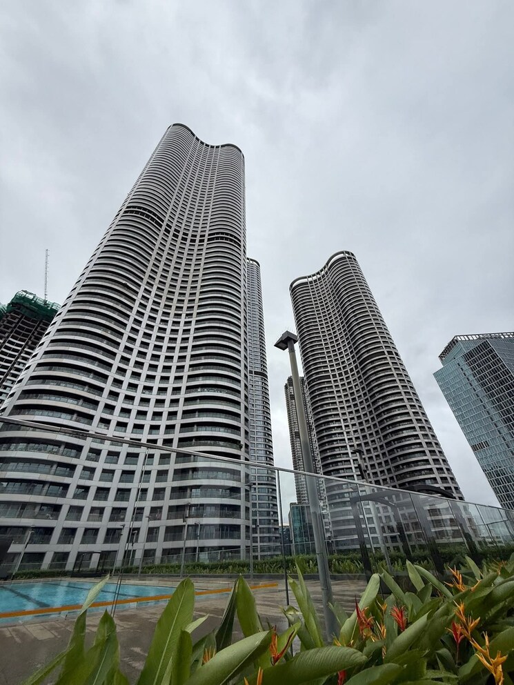 Exterior View, lodha-the-park 2 Bedroom 800 Sq.Ft. Apartment In Worli Mumbai 9117573