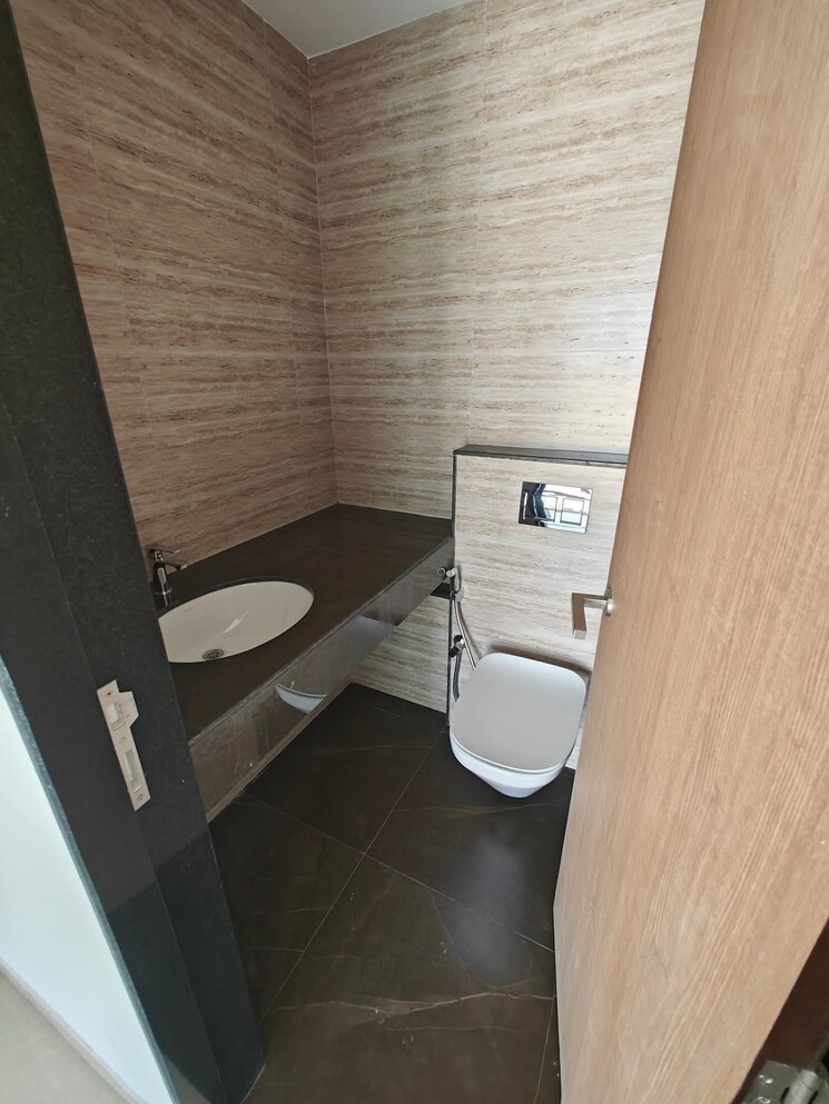 Attached Bathroom, ruparel-nova 2 Bedroom 900 Sq.Ft. Apartment In Wadala Mumbai 9117576