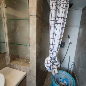  2 BHK Apartment at Omkar CHS Dadar, Matunga West – for Rent