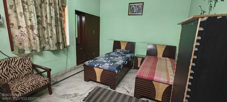 Bedroom, sector 134 Pg For Boys & Girls In Sector 134 9117590