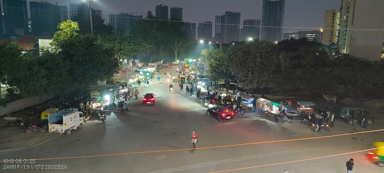  Parking, sector 134 Pg For Boys & Girls In Sector 134 9117590