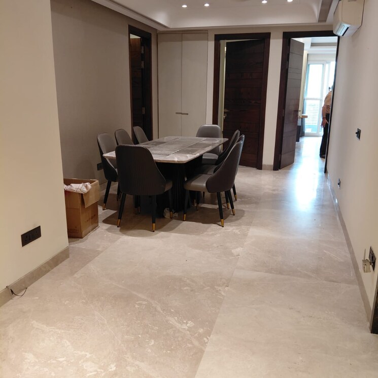  Parking, greater kailash ii 4 Bedroom 200 Sq.Yd. Builder Floor In Greater Kailash ii Delhi 9117593