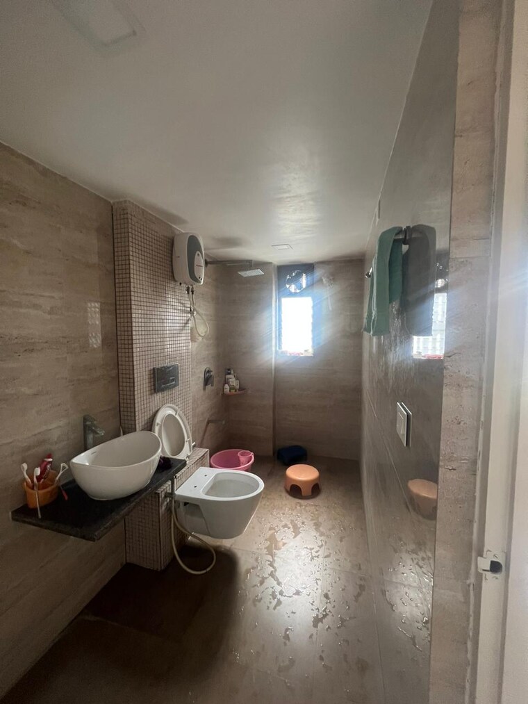 Bathroom, science city 2 Bedroom 150 Sq.Yd. Builder Floor In Science City Ahmedabad 9117665
