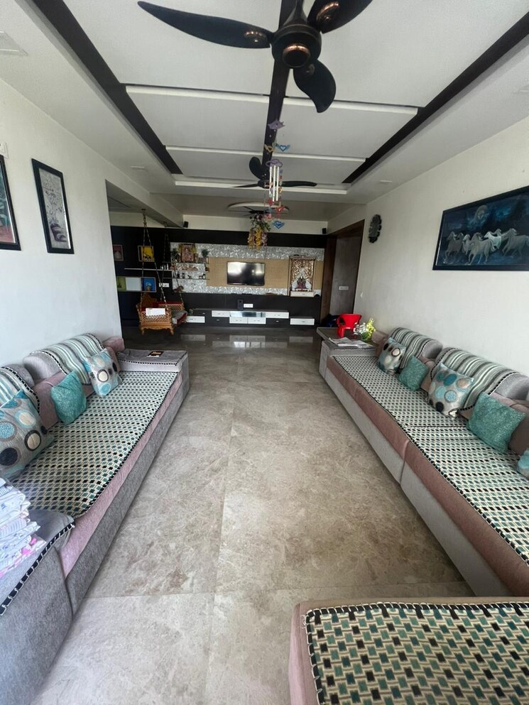 Living Room, science city 2 Bedroom 150 Sq.Yd. Builder Floor In Science City Ahmedabad 9117665