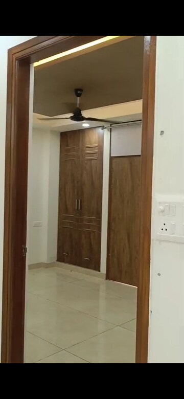 Room in 2 BHK Builder Floor at RPS Palm Drive, Sector 88 – for Rent