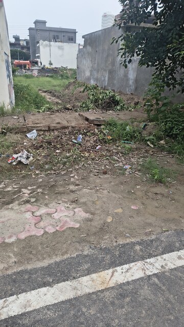  Plot For Sale in Sector 112