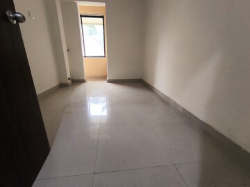 Room in 2 BHK Apartment at Savitha Apartment, Chembur – for Sale