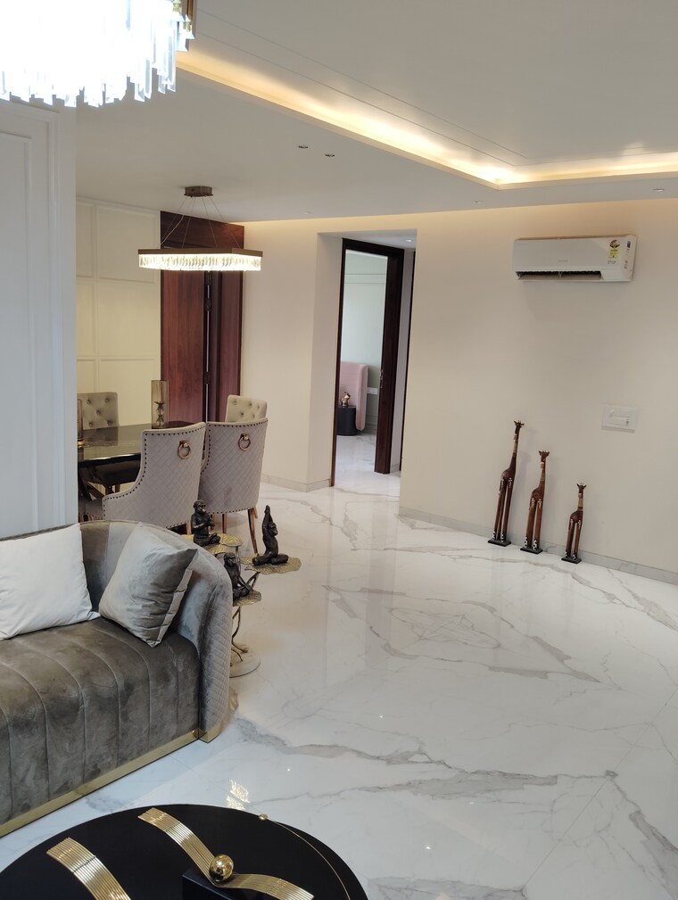 Room, shiv-sai-emerald-heights 4 Bedroom 1845 Sq.Ft. Apartment In Sector 88 Faridabad 9117795