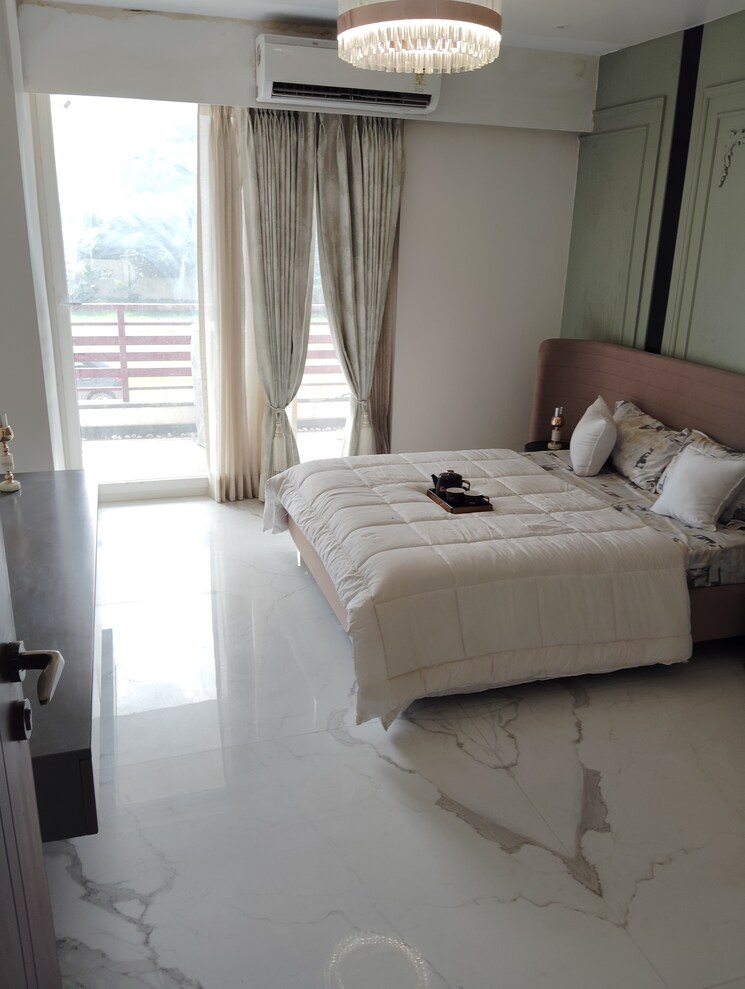 Bedroom, shiv-sai-emerald-heights 4 Bedroom 1845 Sq.Ft. Apartment In Sector 88 Faridabad 9117795