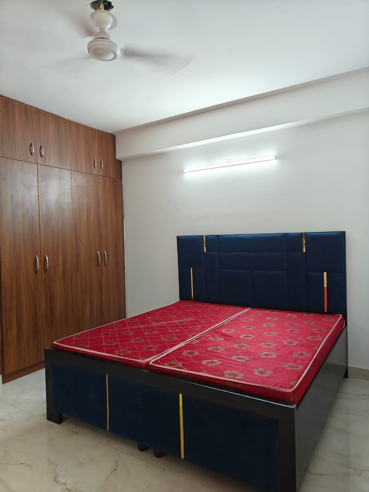 Bedroom, freedom fighters enclave 2 Bedroom 1000 Sq.Ft. Builder Floor In Freedom Fighters Enclave Delhi 9117892