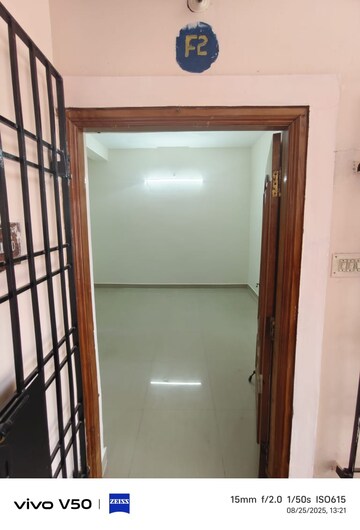 Room in 2 BHK Builder Floor at Kolapakkam – for Sale