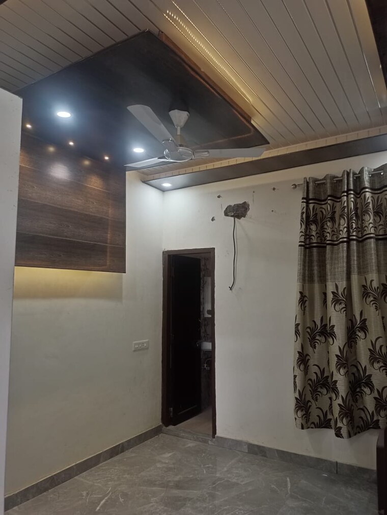 Room, ambala highway 3 Bedroom 1000 Sq.Ft. Independent House In Ambala Highway Zirakpur 9117955