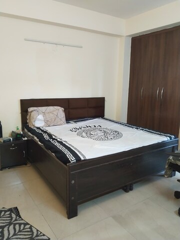 Bedroom in 2 BHK Apartment at Supertech Cape Town, Sector 74 – for Rent