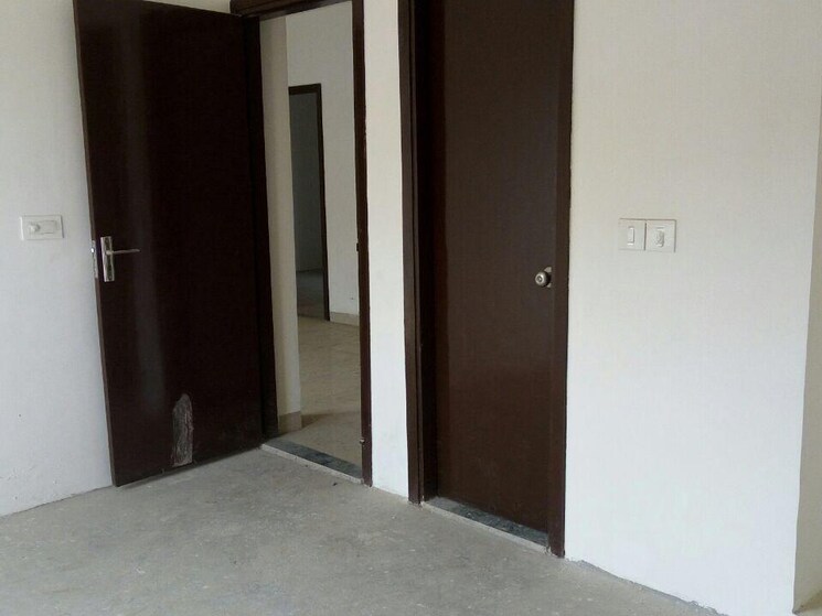 Room, bptp-discovery-park 3 Bedroom 1625 Sq.Ft. Apartment In Sector 80 Faridabad 9117997