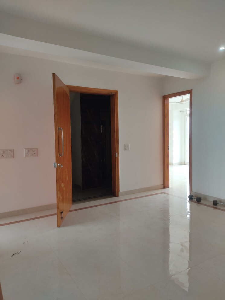 undefined, conscient-heritage-max 3 Bedroom 2075 Sq.Ft. Apartment In Sector 102 Gurgaon 9118059