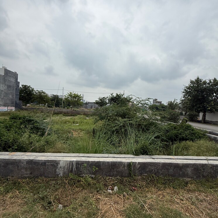 undefined, sector 151  162 Sq.Mt. Plot In Sector 151 Noida 9118187