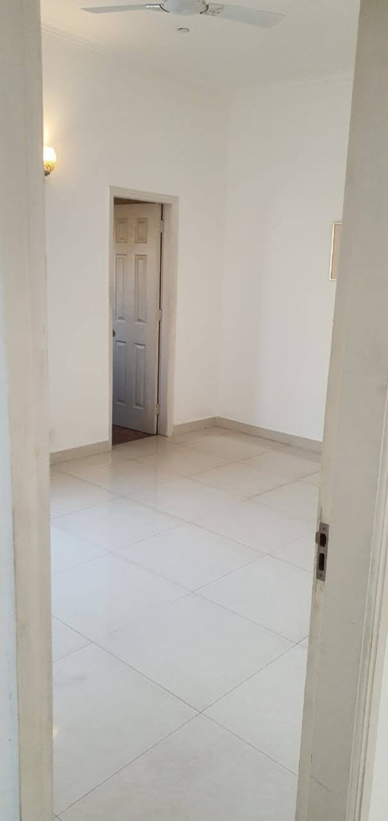 Room, migsun-vilaasa 2 Bedroom 660 Sq.Ft. Apartment In Eta Ii Greater Noida Greater Noida 9118328