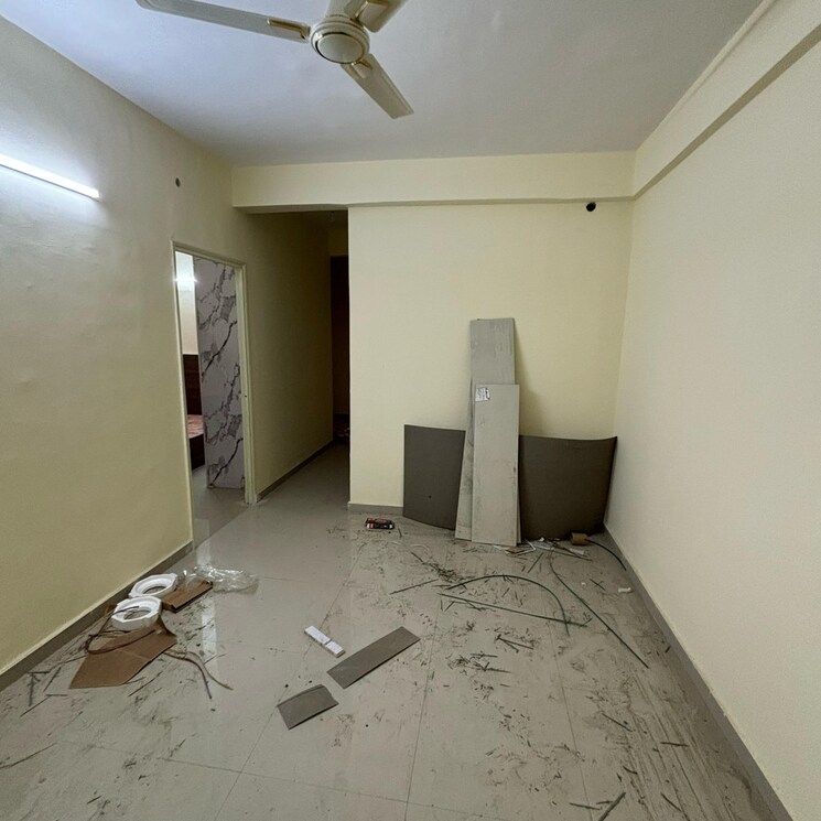 Room, pyramid-urban-homes 2 Bedroom 525 Sq.Ft. Apartment In Sector 70a Gurgaon 9118261