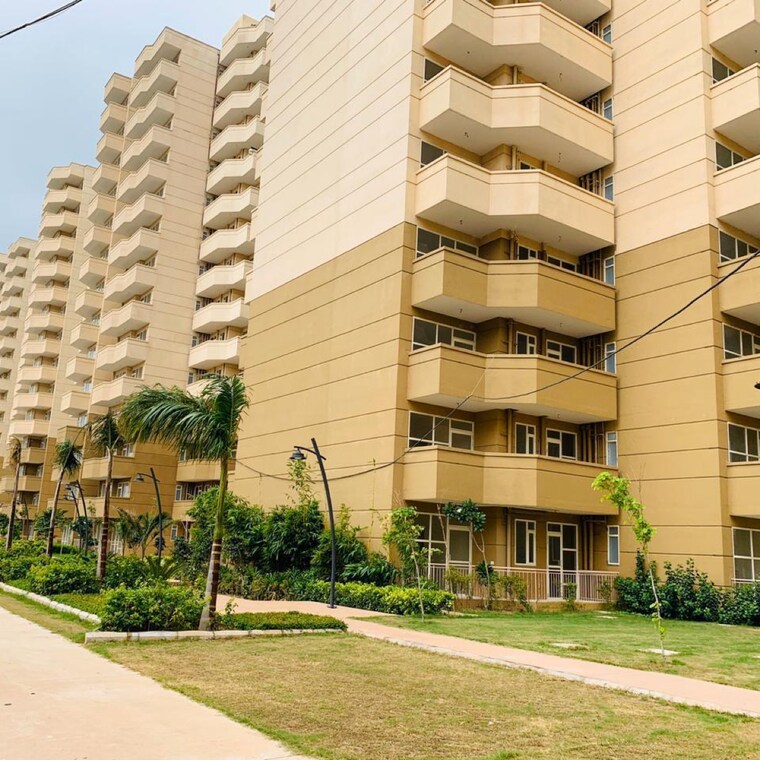 Exterior View, pyramid-urban-homes 2 Bedroom 525 Sq.Ft. Apartment In Sector 70a Gurgaon 9118261
