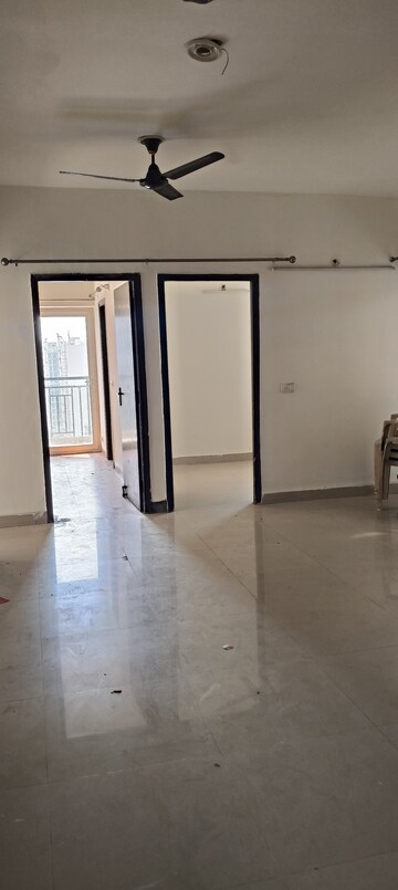 3 BHK Apartment For Rent in Galaxy North Avenue ll, Gaur City 2