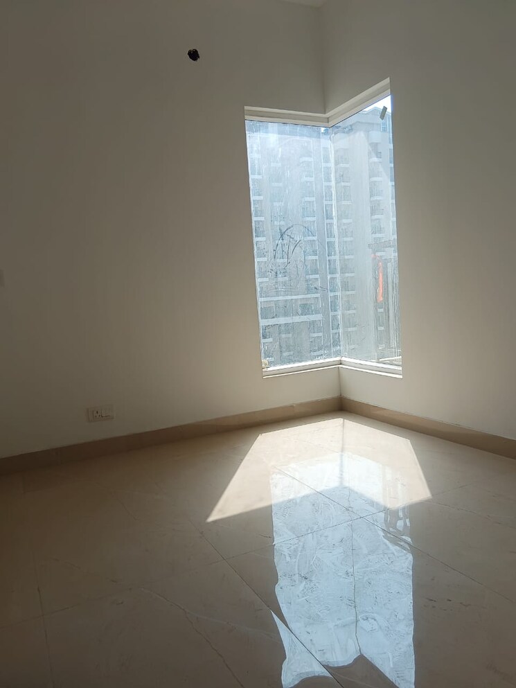 Room, sector 1 2 Bedroom 1245 Sq.Ft. Apartment In Sector 1 Noida 9118363