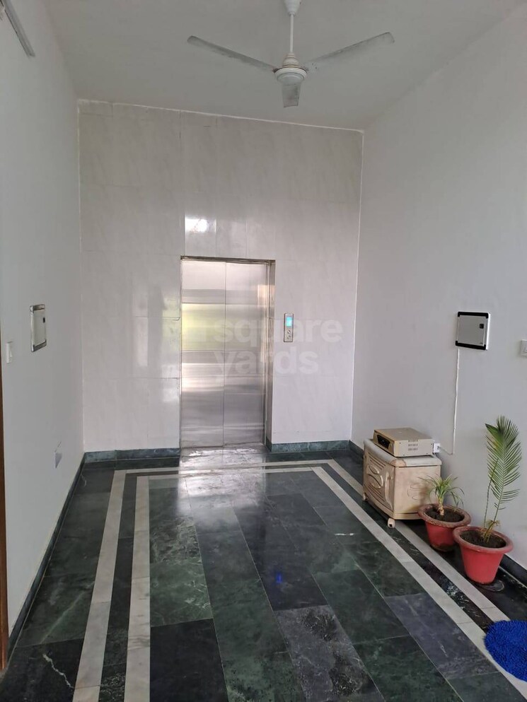 Room, gomti nagar 3 Bedroom 2154 Sq.Ft. Independent House In Gomti Nagar Lucknow 9118355