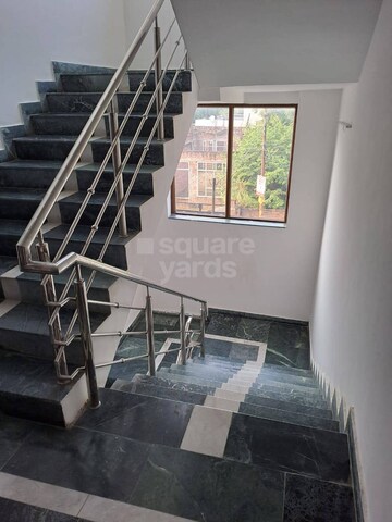 Staircase in 3 BHK Independent House at Gomti Nagar – for Rent