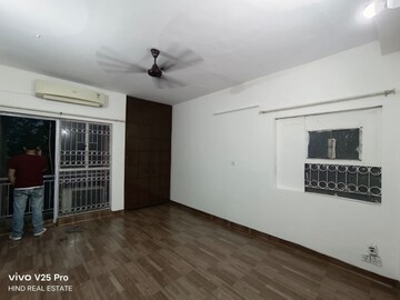 Room in 3 BHK Apartment at DDA Rosewood Apartments, Vasant Kunj – for Rent