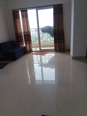 Room in 2 BHK Apartment at Ace Divino, Sector 1 Greater Noida – for Rent