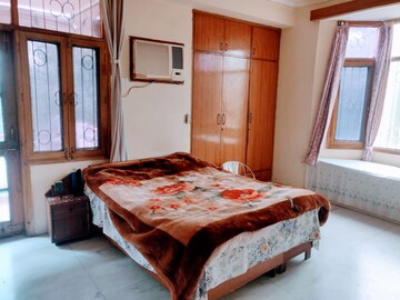 Bedroom in 3 BHK Apartment at Sector 23 Dwarka – for Rent