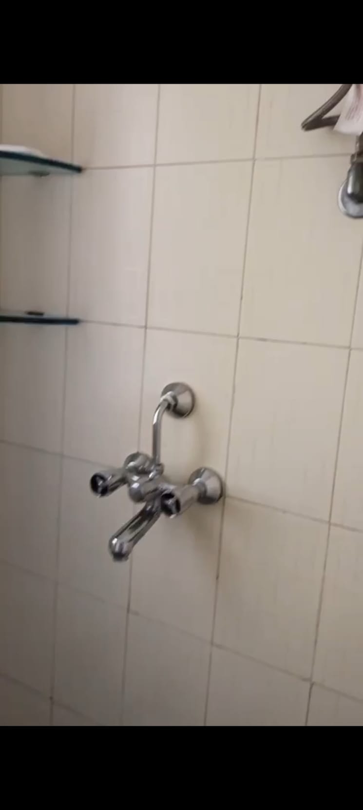 Bathroom, sai-milan-chs 1 Bedroom 460 Sq.Ft. Apartment In Worli Mumbai 9118427