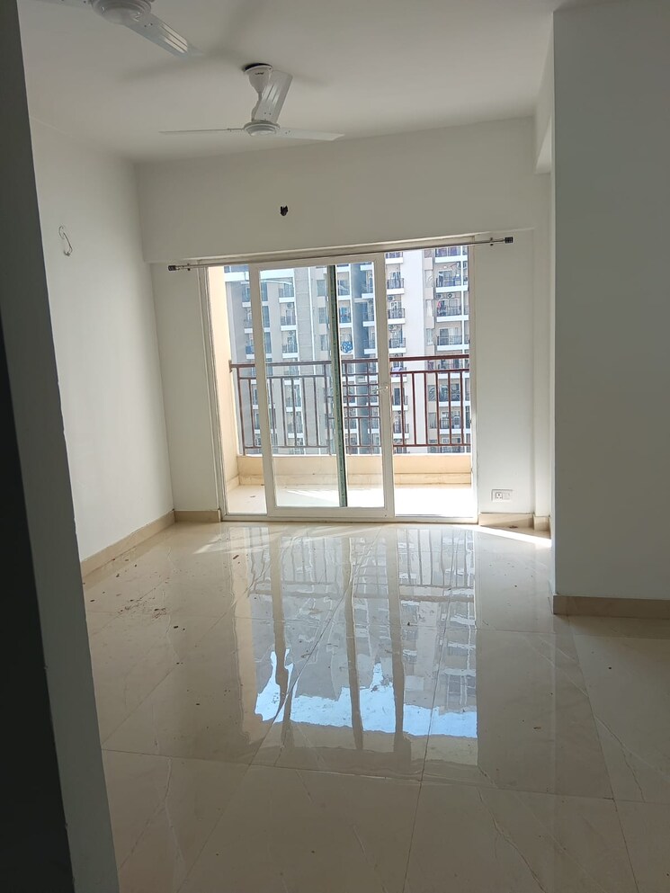 Room, sector 1 2 Bedroom 1245 Sq.Ft. Apartment In Sector 1 Noida 9118490