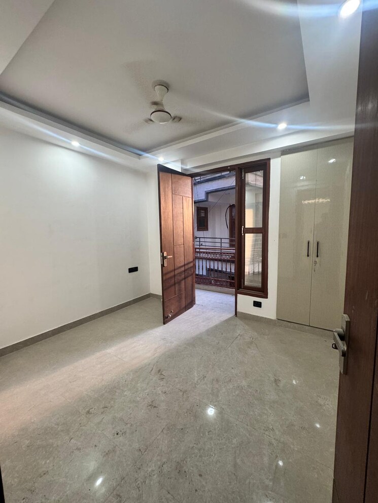Room, saket 2 Bedroom 850 Sq.Ft. Builder Floor In Saket Delhi 9118581