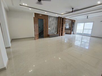 4 BHK Builder Floor For Rent in Green Fields Colony