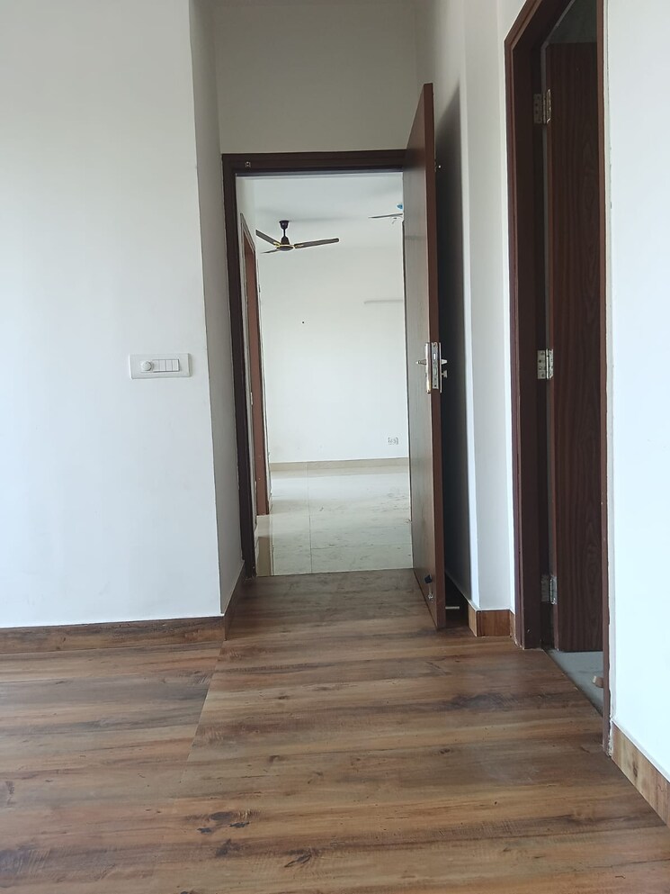 undefined, sector 1 2 Bedroom 995 Sq.Ft. Apartment In Sector 1 Noida 9118623
