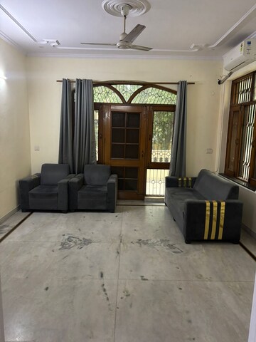 Living Room in 3 BHK Builder Floor at Avasiya Kalyankari Sanstha, Lajpat Nagar – for Rent