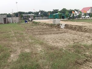  Plot For Sale in Kashish Manor One, Sector 111