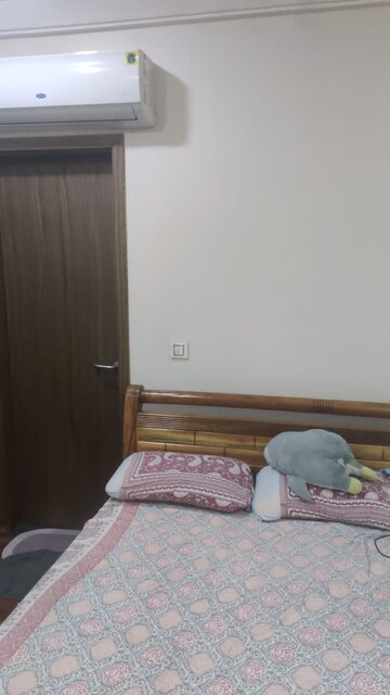 Bedroom in 2 BHK Apartment at Bavdhan – for Rent