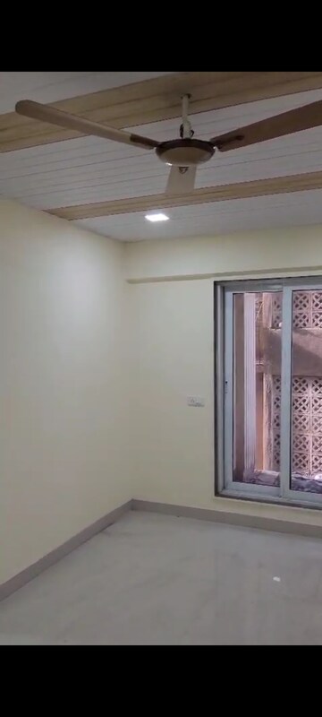 1 BHK Apartment For Sale in Komal Tower, Agripada