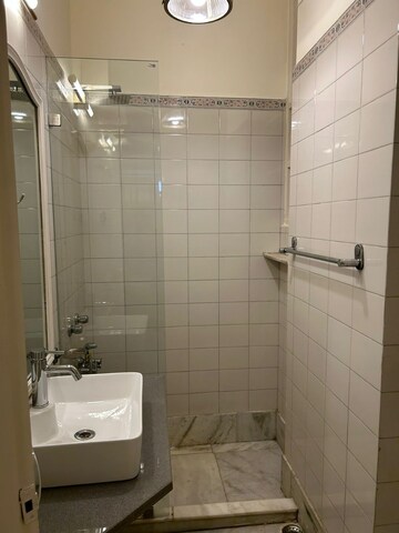 Bathroom in 3 BHK Builder Floor at Defence Colony – for Rent