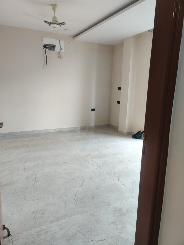 Room, gomti nagar 2 Bedroom 1360 Sq.Ft. Apartment In Gomti Nagar Lucknow 9118724