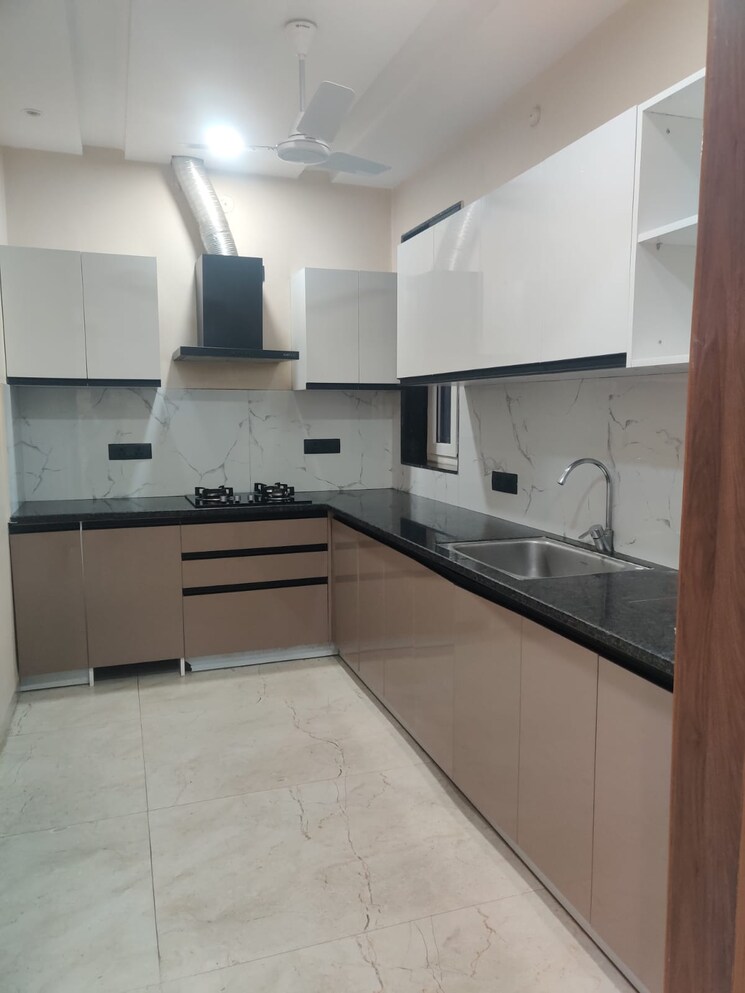 Kitchen, gomti nagar 2 Bedroom 1360 Sq.Ft. Apartment In Gomti Nagar Lucknow 9118724