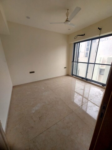 Room in 3 BHK Apartment at S Raheja Panorama, Santacruz West – for Sale