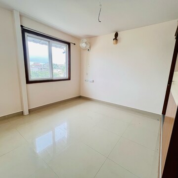 Room in 3 BHK Apartment at Indiranagar – for Rent