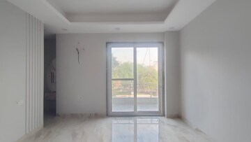 Room in 4 BHK Builder Floor at Sector 5 – for Sale