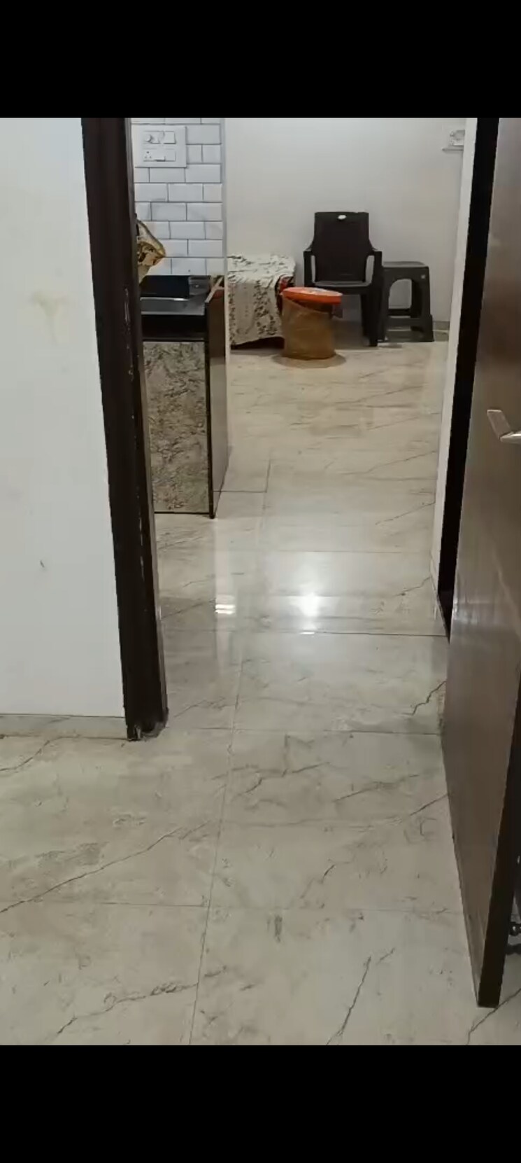 Room, ghatkopar east 1 Bedroom 430 Sq.Ft. Apartment In Ghatkopar East Mumbai 9118827