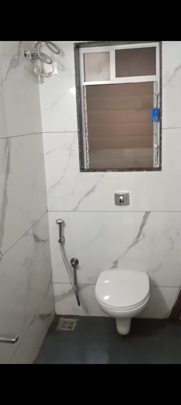 Bathroom, ghatkopar east 1 Bedroom 430 Sq.Ft. Apartment In Ghatkopar East Mumbai 9118827