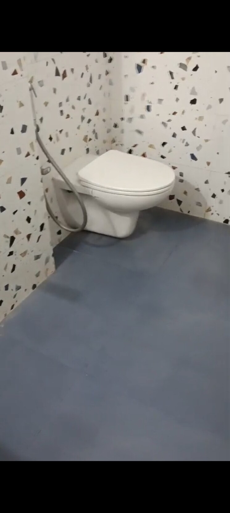 Bathroom, ghatkopar east 1 Bedroom 430 Sq.Ft. Apartment In Ghatkopar East Mumbai 9118827